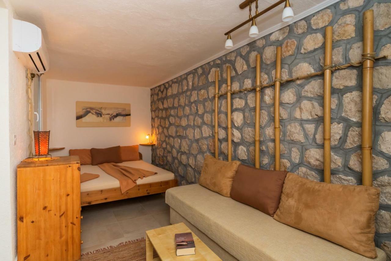 Apartments Mirian Petrovac Exterior photo